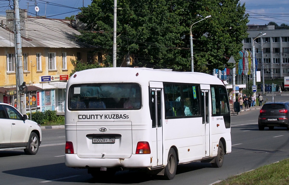 Нижегородская область, Hyundai County Kuzbass № А 002 ВУ 152