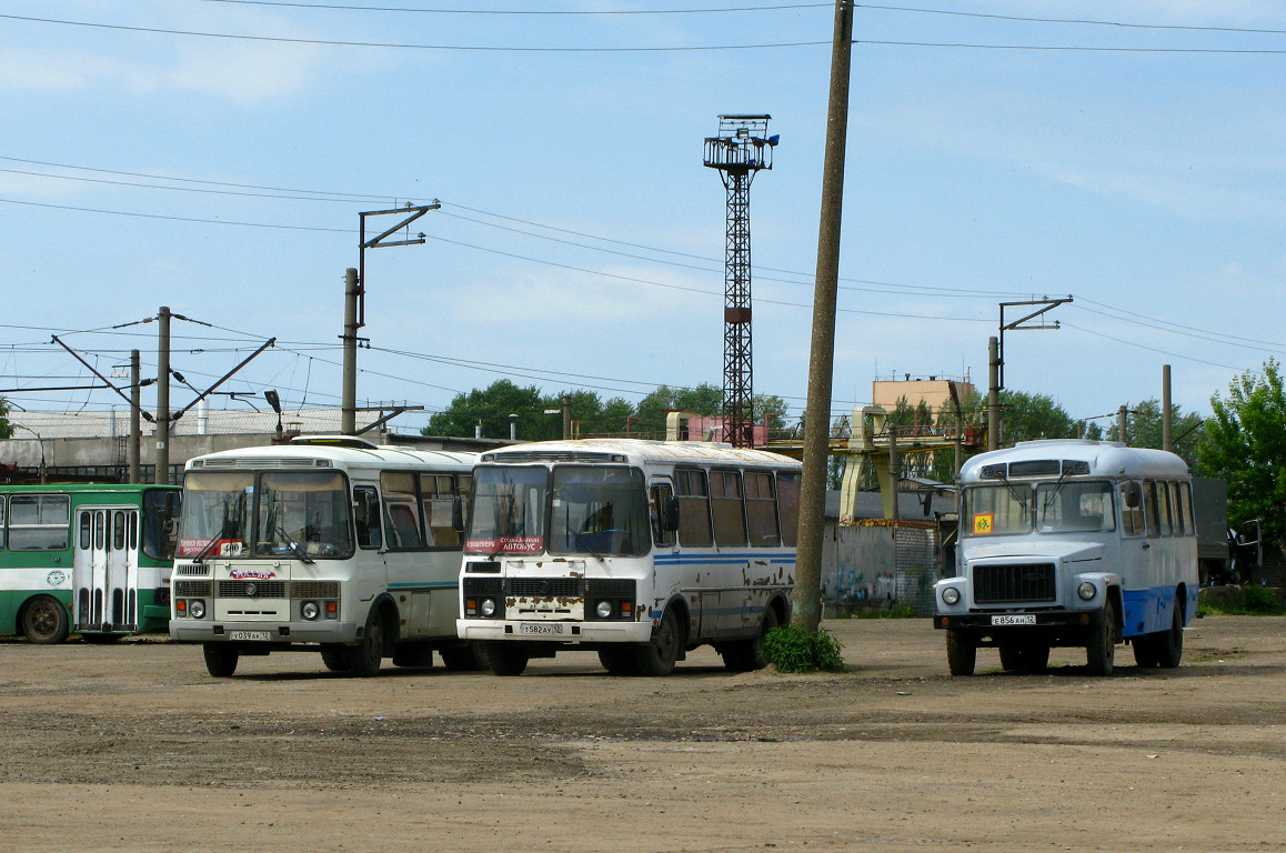 Mari El, PAZ-3205 (00) č. Т 582 АУ 12; Mari El, SARZ-3280 (00) č. Е 856 АН 12; Mari El — Bus transport organisations