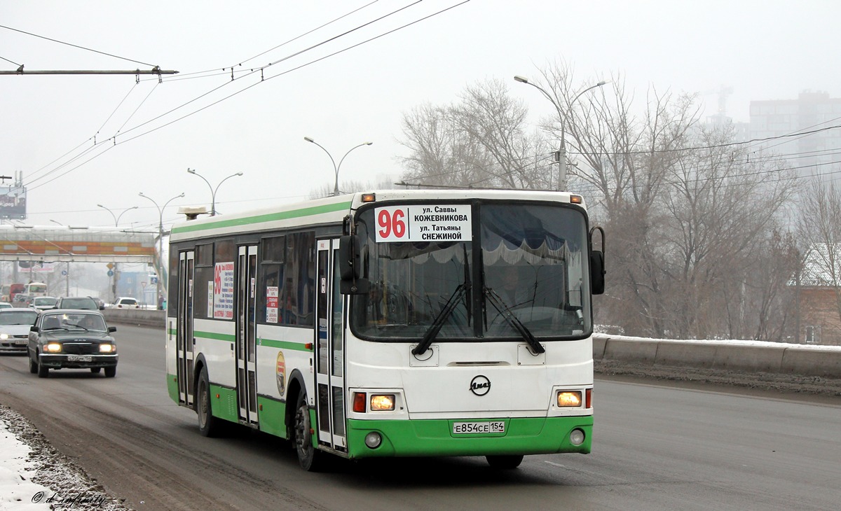 Новосибирская область, ЛиАЗ-5256.53 № Е 854 СЕ 154