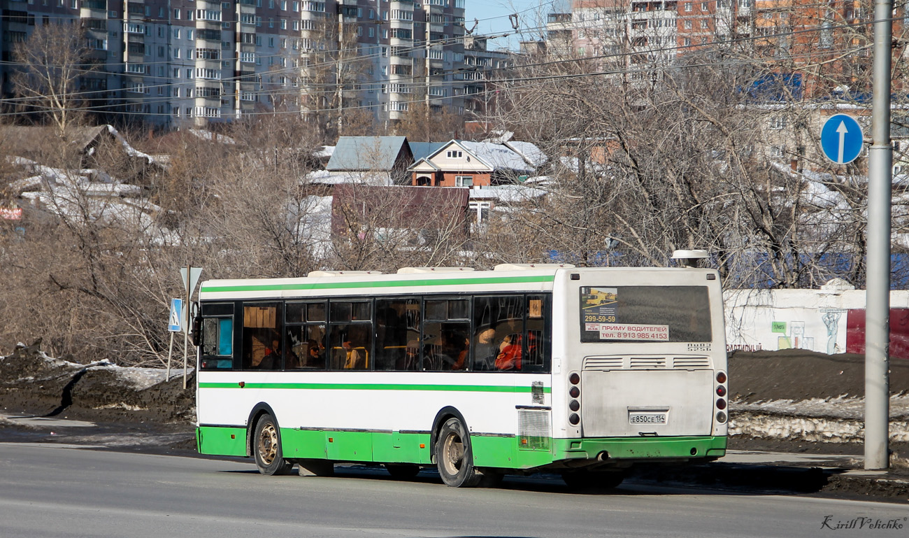 Новосибирская область, ЛиАЗ-5256.53 № Е 850 СЕ 154