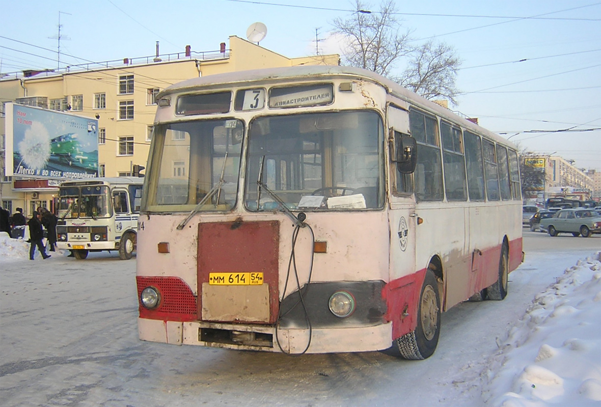 Novosibirsk region, LiAZ-677M Nr. 1114