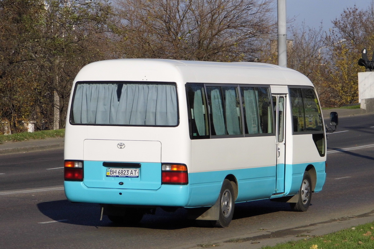 Одесская область, Toyota Coaster HZB50 № BH 6823 AT