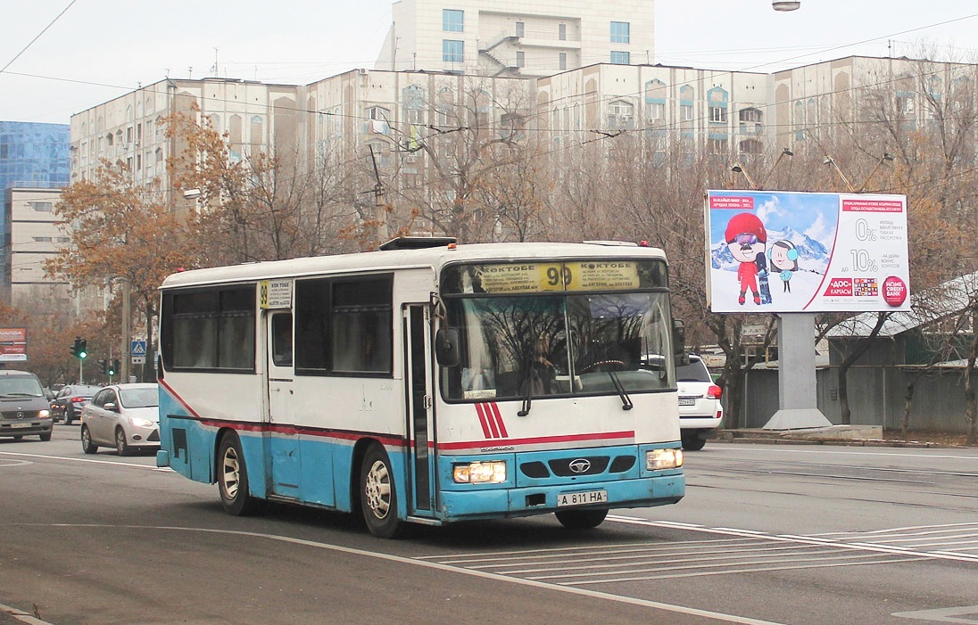 Время автобуса 99 автобус. Daewoo bs090. Донецк 99 автобус.