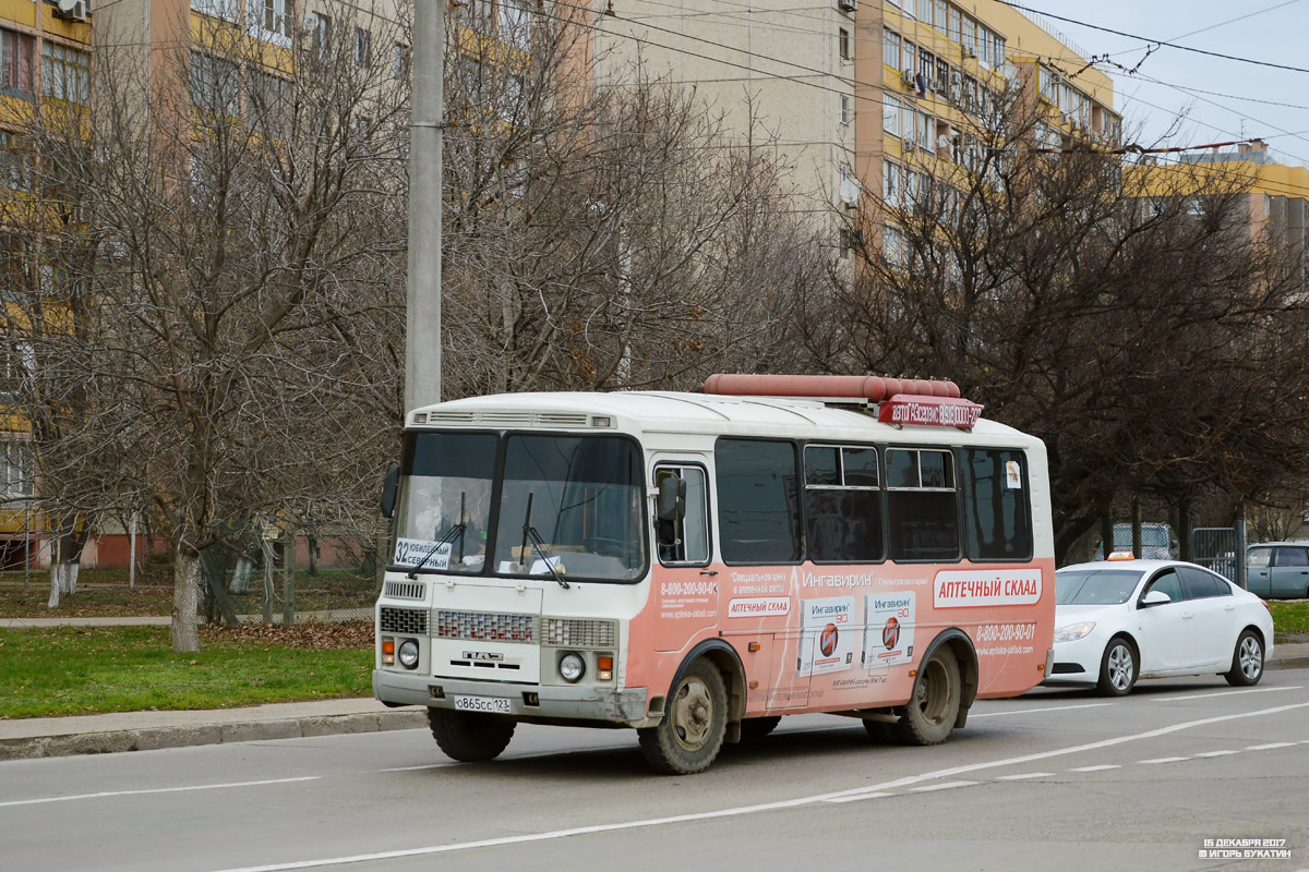 Краснодарский край, ПАЗ-32054 № О 865 СС 123