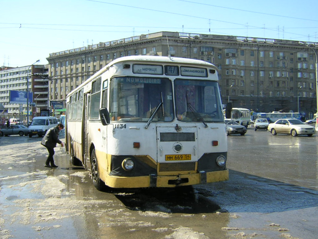 Новосибирская область, ЛиАЗ-677М № 1134