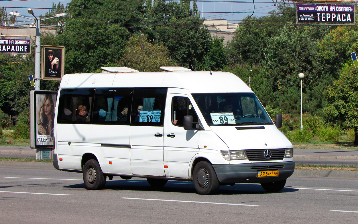 Запорожская область, Mercedes-Benz Sprinter W903 312D № AP 5437 AA — Фото —  Автобусный транспорт