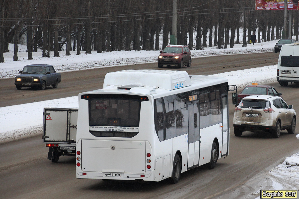 Пензенская область, КАвЗ-4270-70 № Р 987 НМ 58