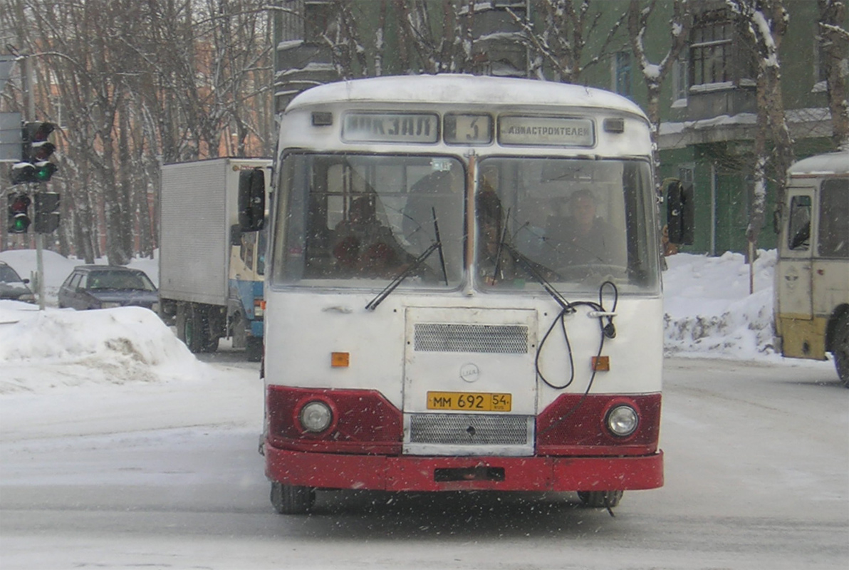 Новосибирская область, ЛиАЗ-677М № 1166