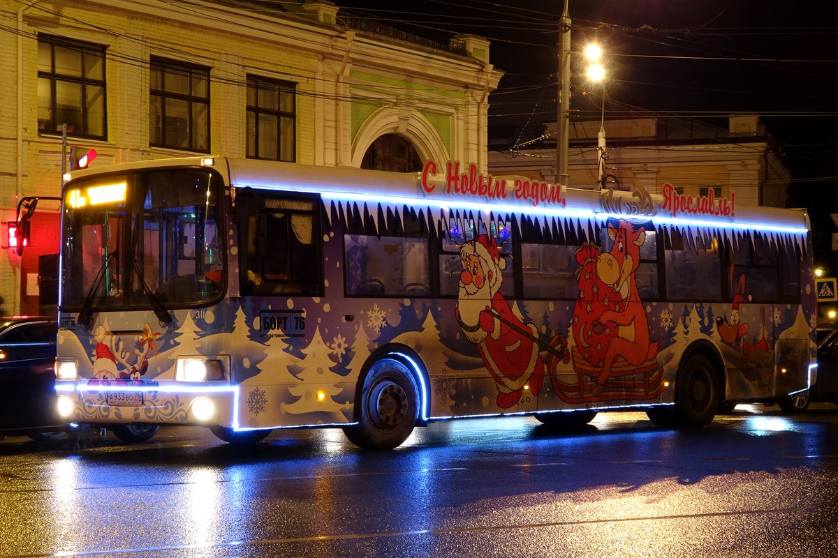 Yaroslavl region, LiAZ-5256.60 # 311; Yaroslavl region — New Year Buses
