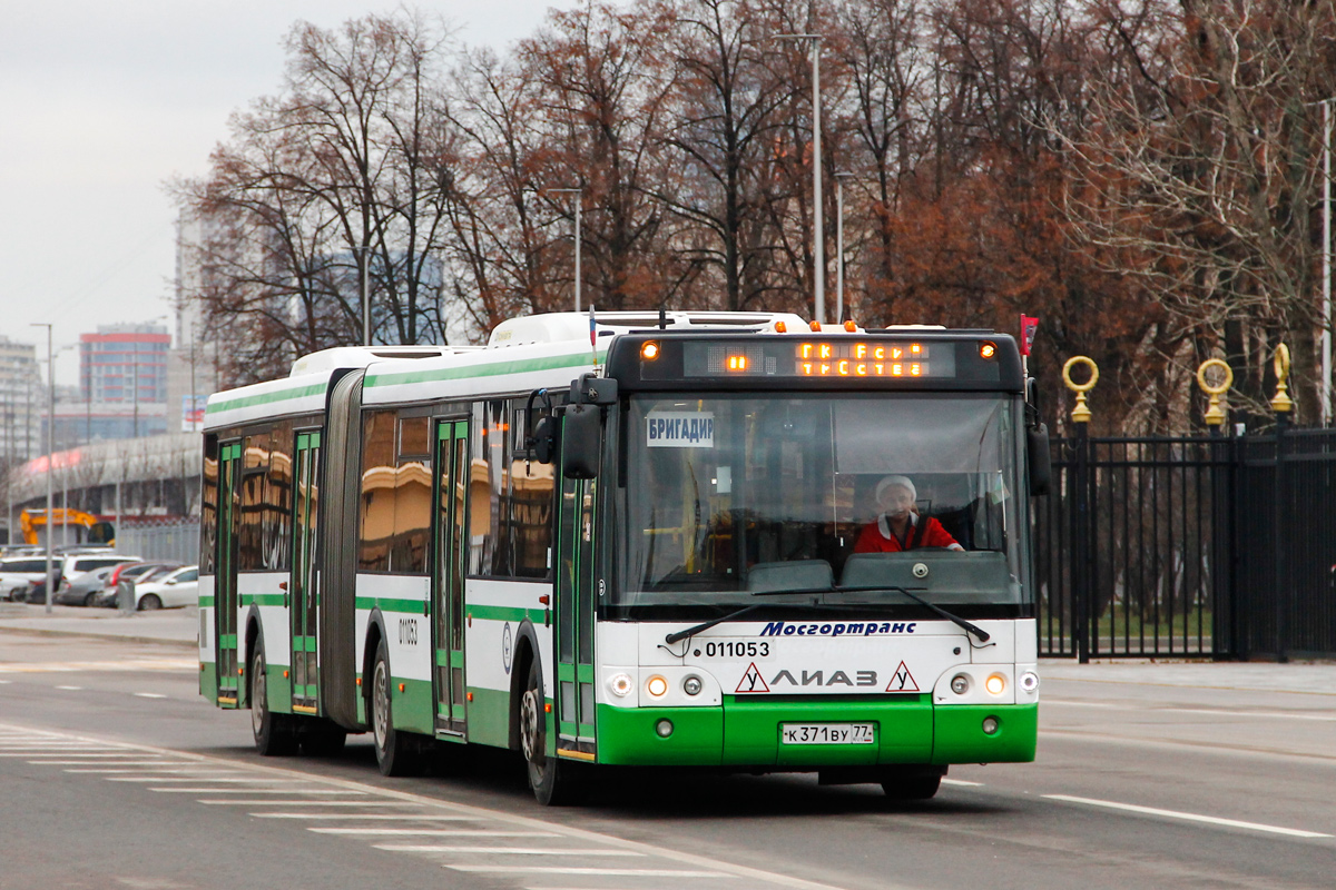 Maskava, LiAZ-6213.22-01 № 011053
