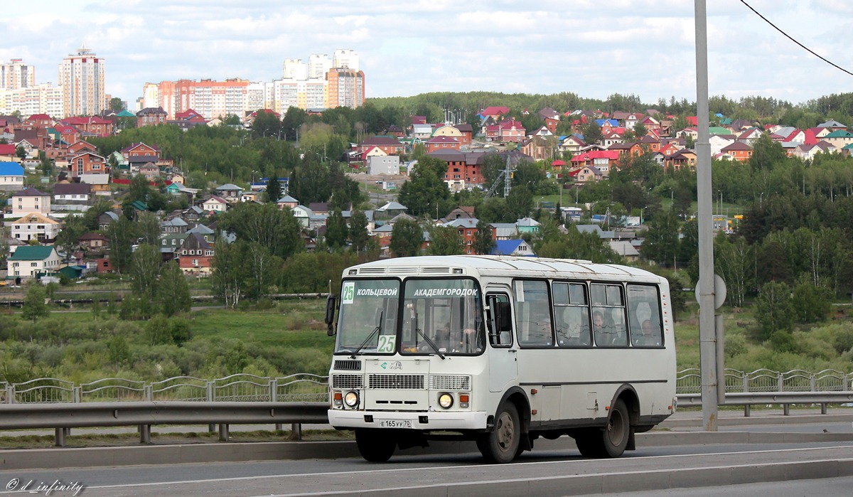 Томская область, ПАЗ-32051-110 № Е 165 УУ 70