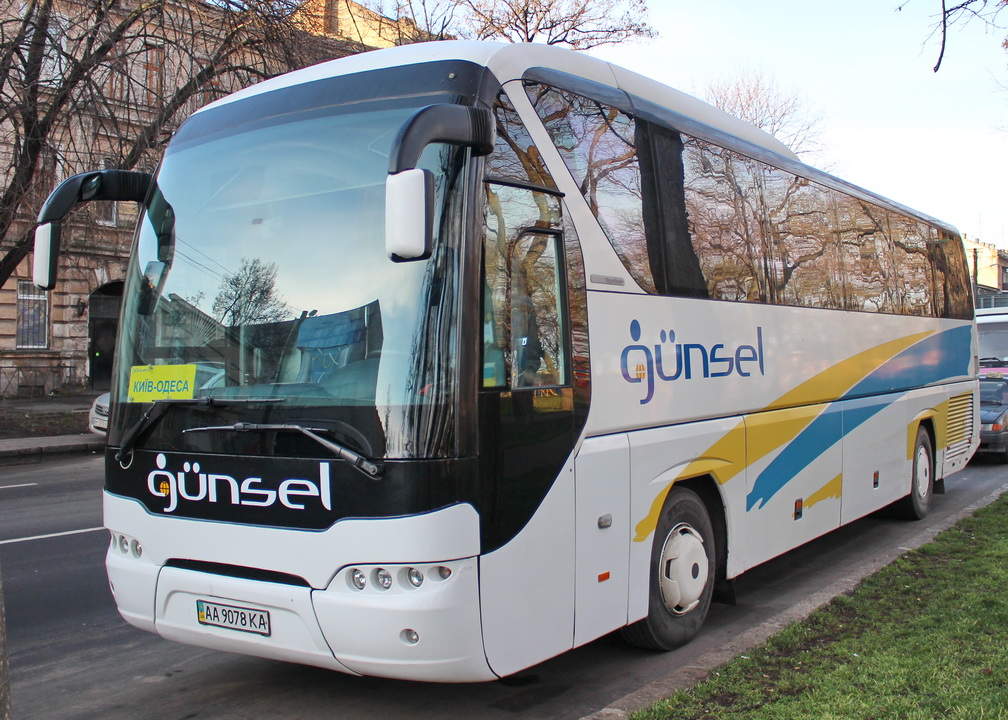 Киев, Neoplan P21 N2216SHD Tourliner SHD № AA 9078 KA