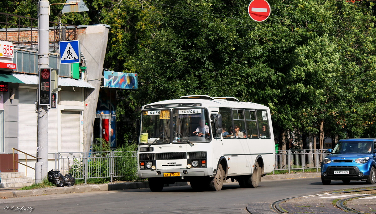 Томская область, ПАЗ-32054 № АА 670 70