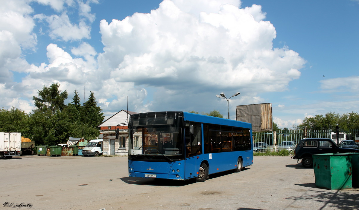 Томская область, МАЗ-206.060 № Е 964 МО 70