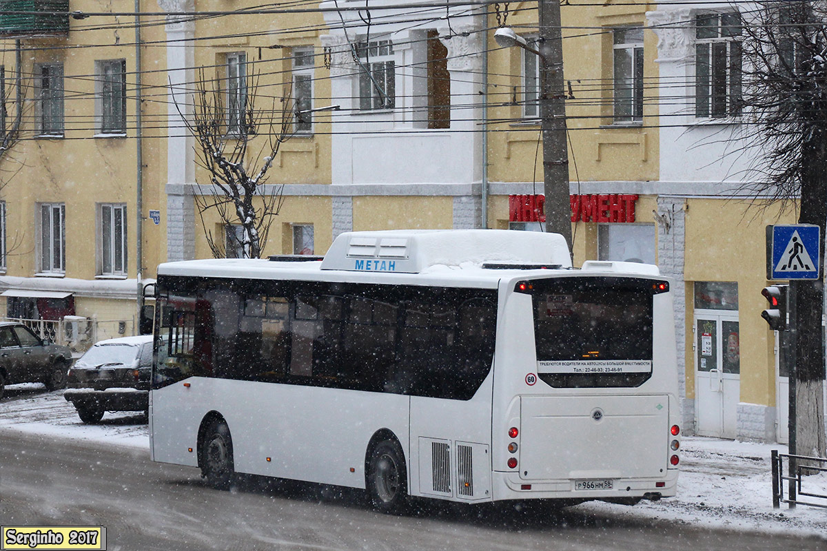 Пензенская область, КАвЗ-4270-70 № Р 966 НМ 58