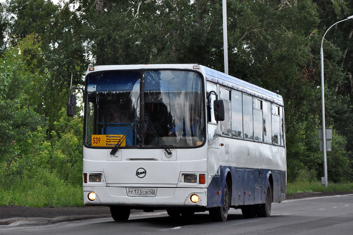 Кемеровская область - Кузбасс, ЛиАЗ-5256.33-01 (ГолАЗ) № 3-261