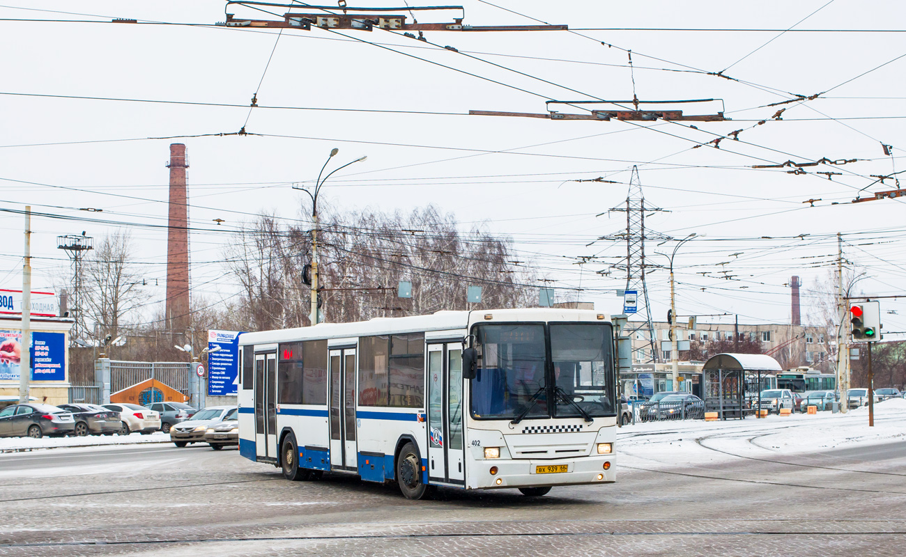 Sverdlovsk region, NefAZ-5299-20-32 # 402