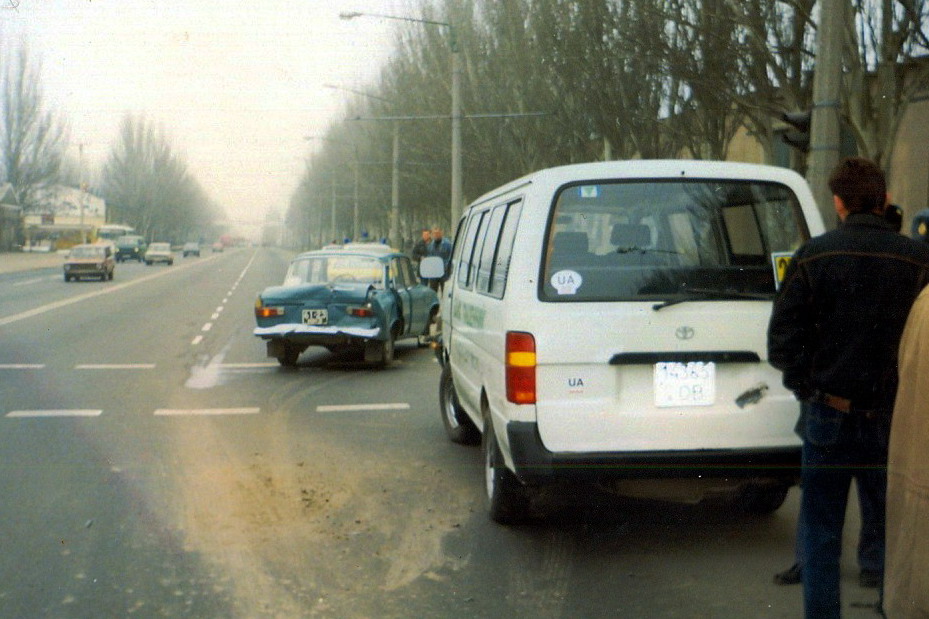 Одесская область, Toyota HiAce LH114L № 2222