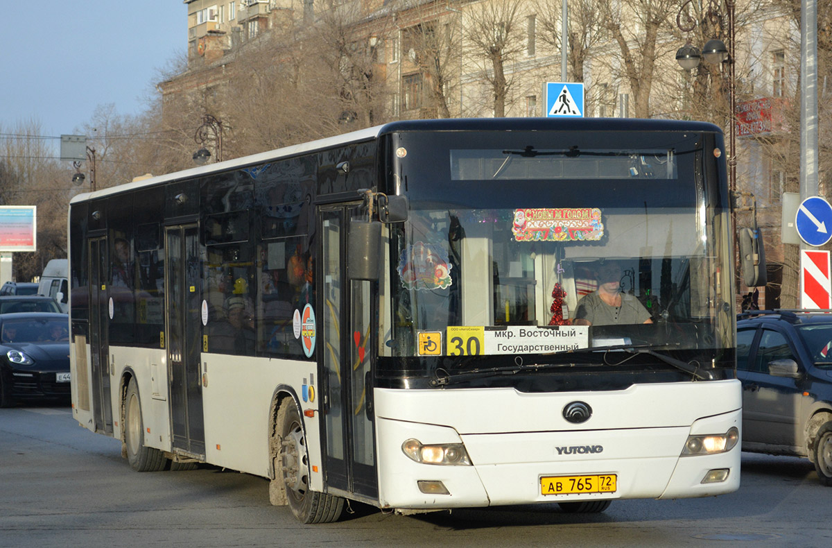 Тюменская область, Yutong ZK6126HGA № АВ 765 72