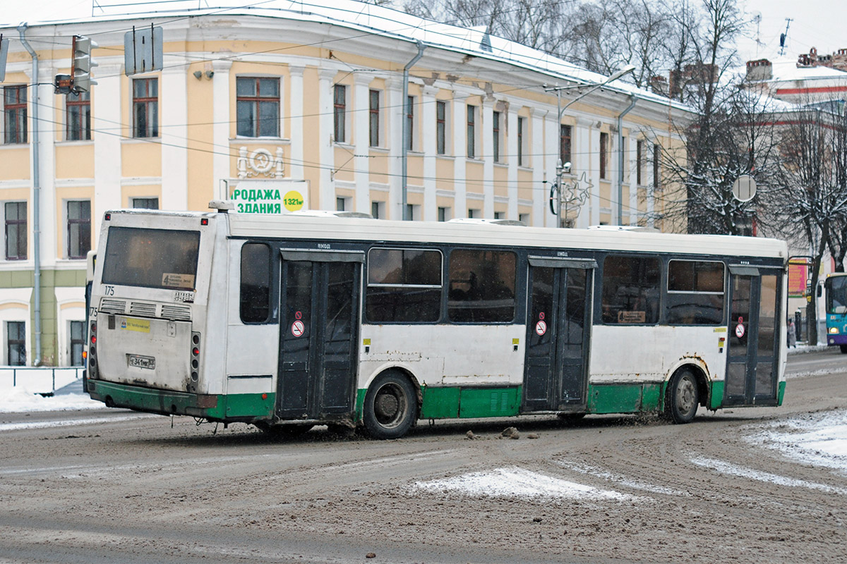 Новгородская область, ЛиАЗ-5256.25 № 175