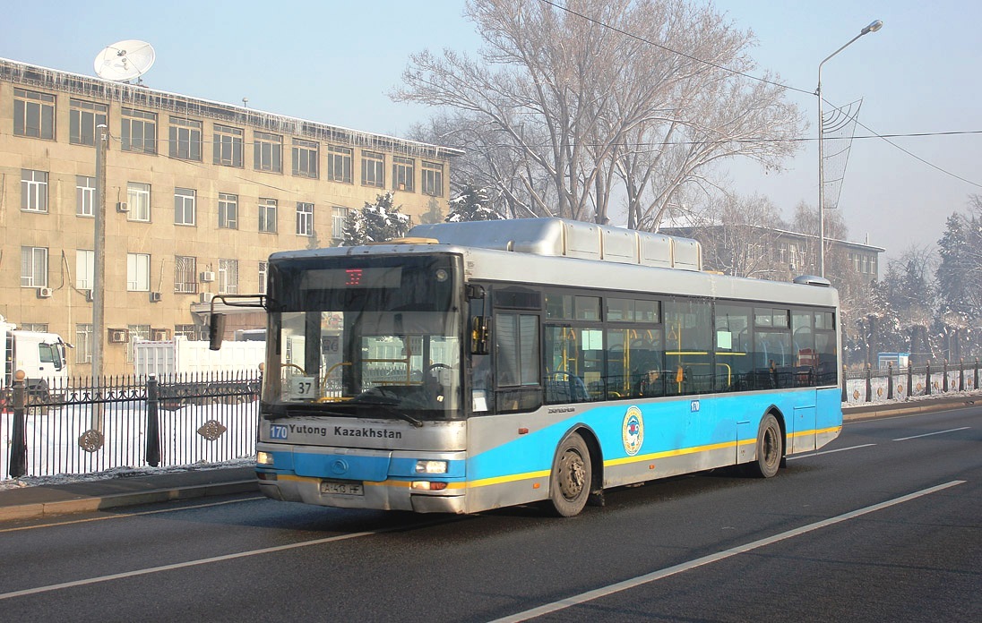 Алматы, Yutong ZK6120HGM № 170