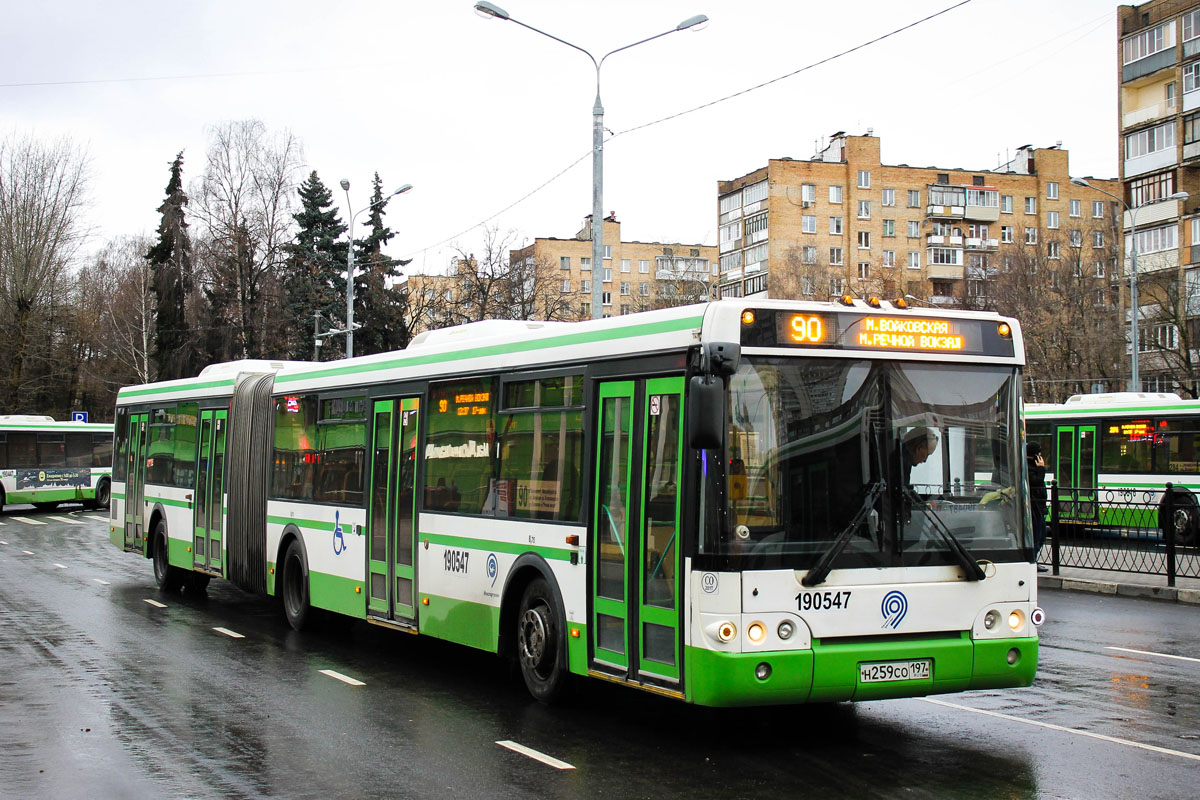 Moskva, LiAZ-6213.21 č. 190547