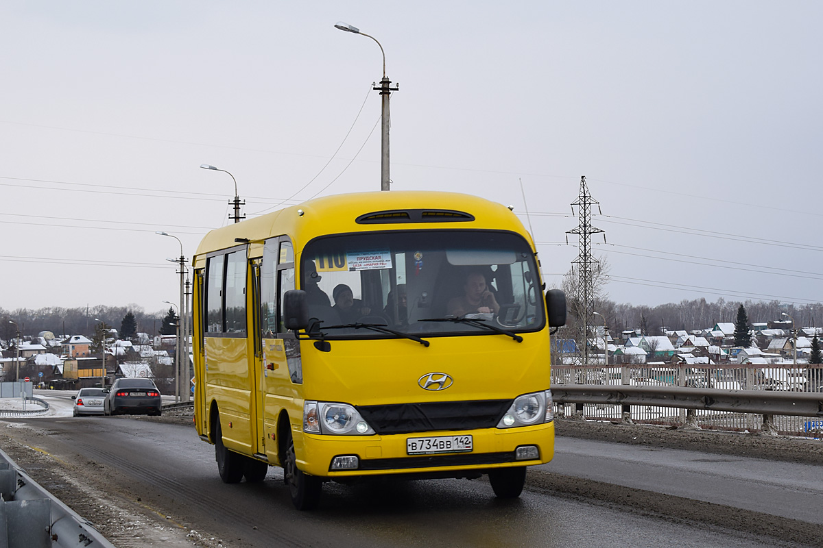 Алтайский край, Hyundai County Kuzbass № В 734 ВВ 142