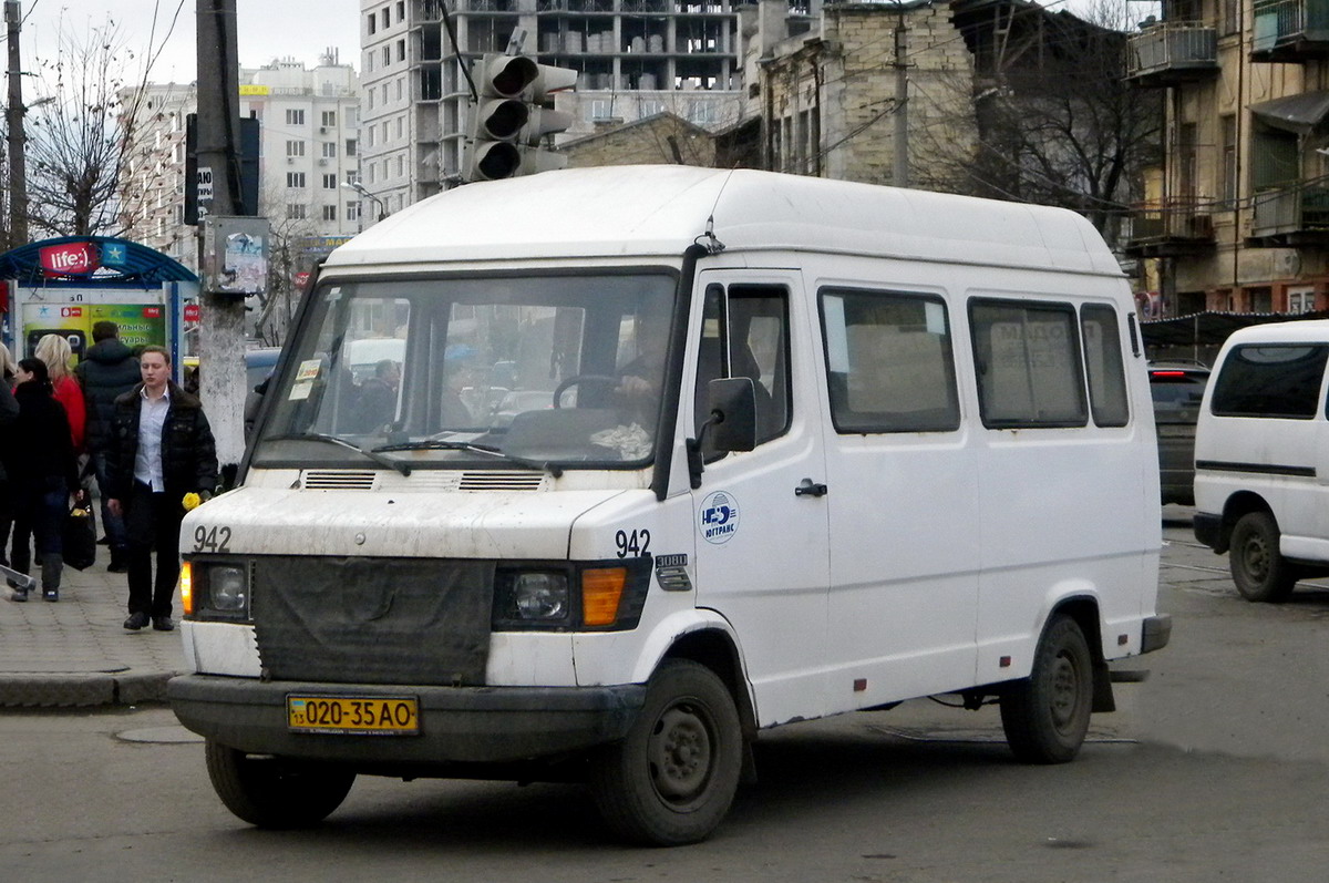 Одесская область, Mercedes-Benz T1 308D № 942