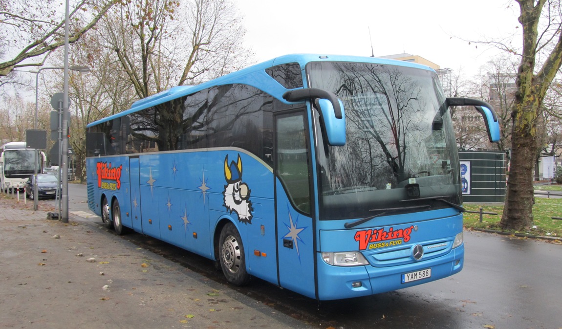 Швеция, Mercedes-Benz Tourismo II L 17RHD № YAM 588