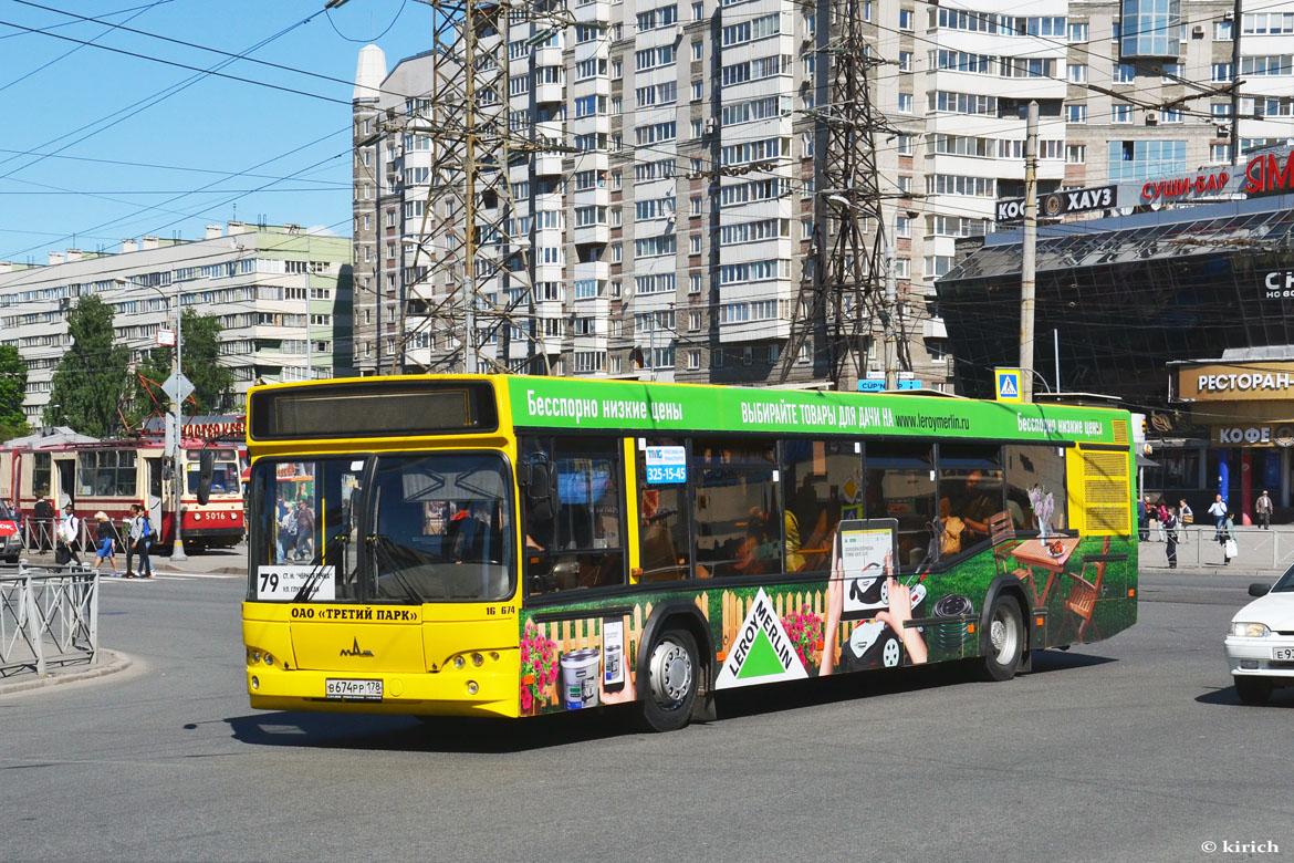 Sankt Petersburg, MAZ-103.485 Nr В 674 РР 178