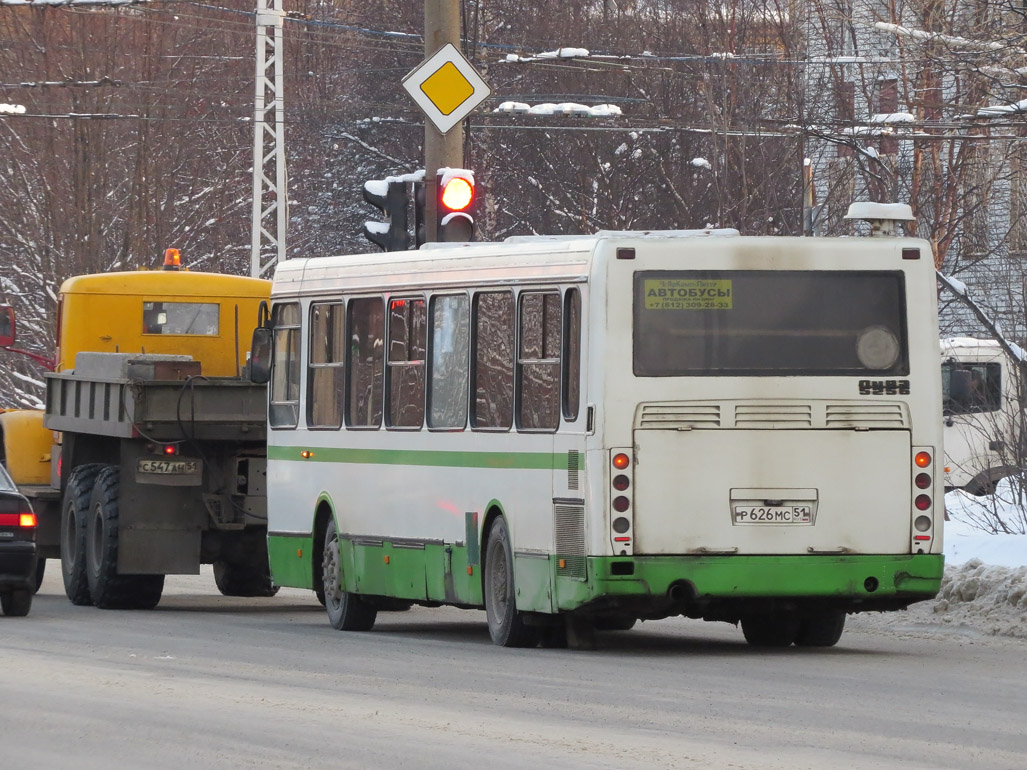 Мурманская область, ЛиАЗ-5256.26 № Р 626 МС 51