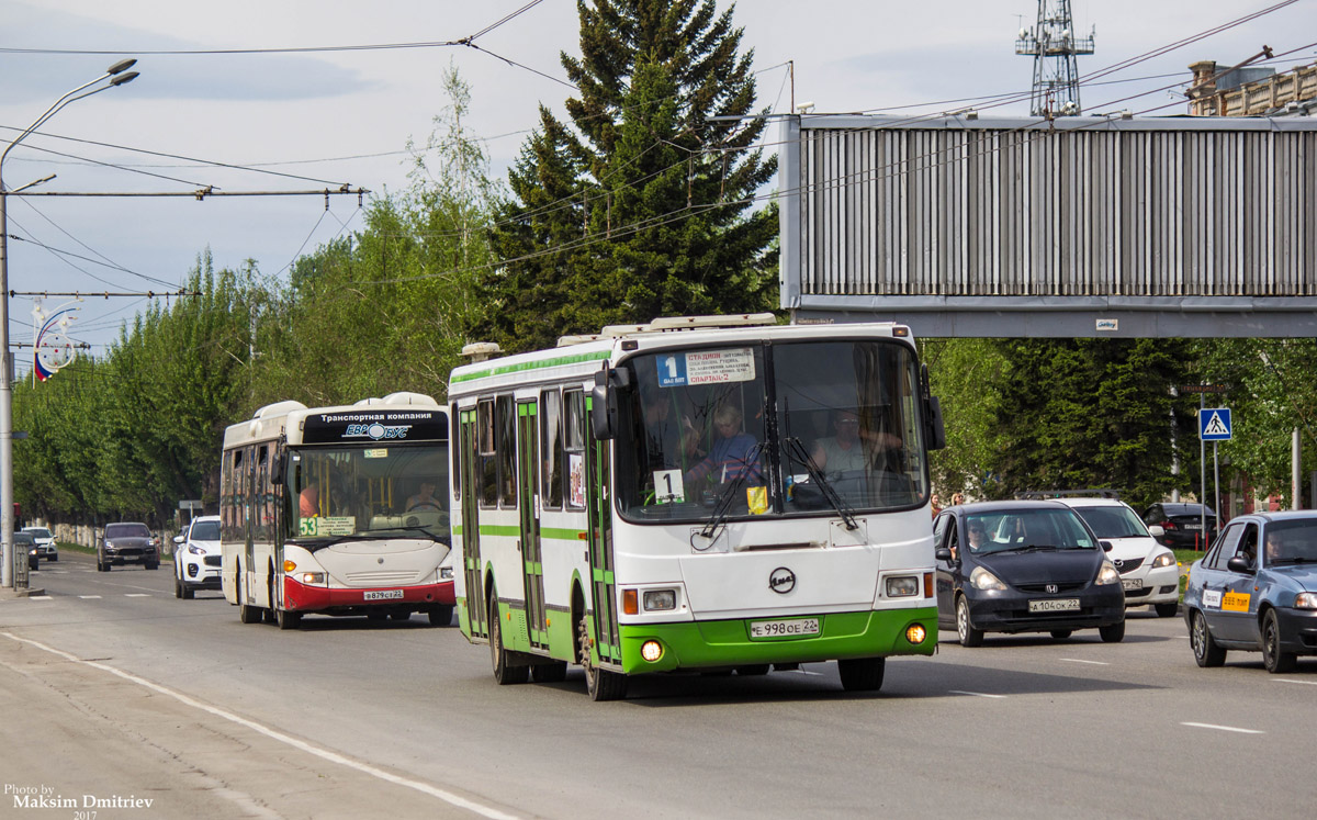 Алтайский край, ЛиАЗ-5256.45 № Е 998 ОЕ 22