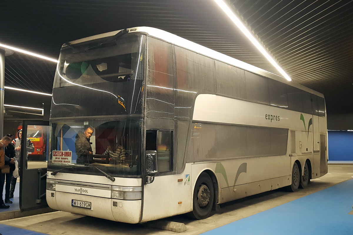 Πολωνία, Van Hool TD927 Astromega # WI 619GM