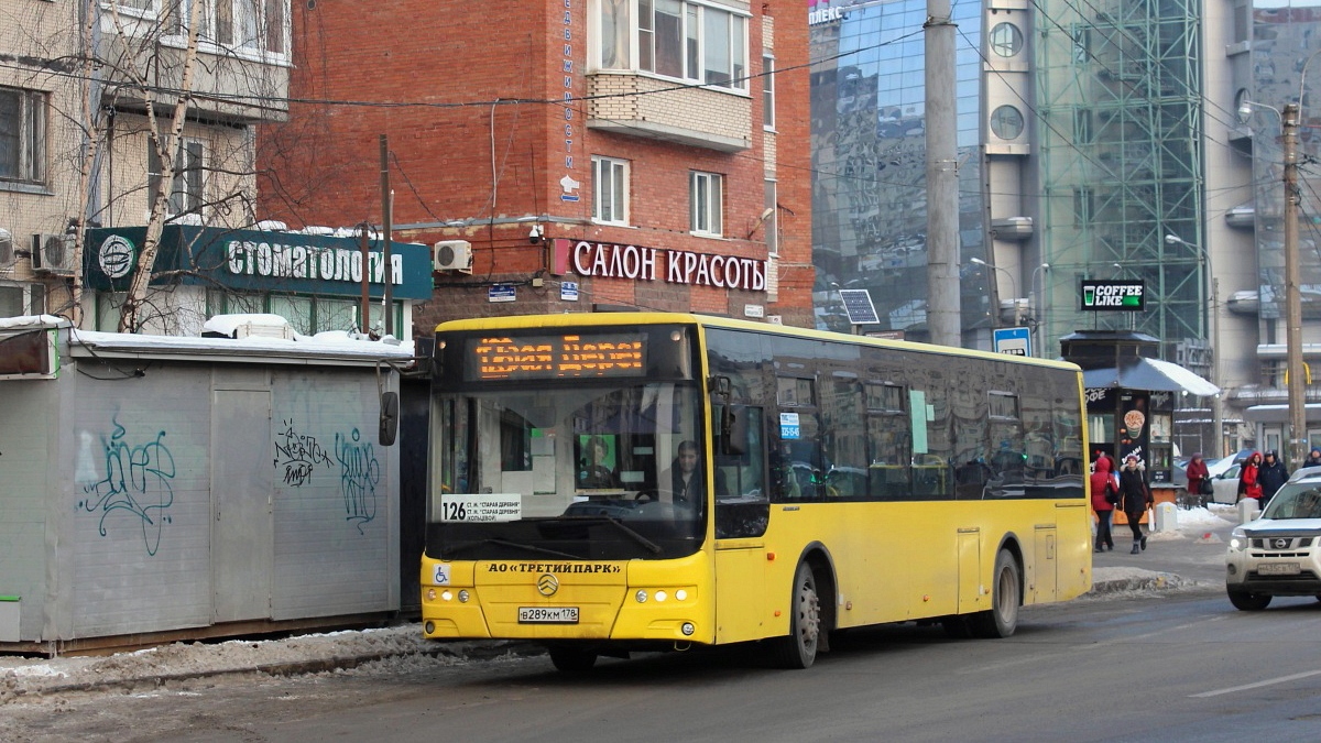 Санкт-Петербург, Golden Dragon XML6125CR № В 289 КМ 178