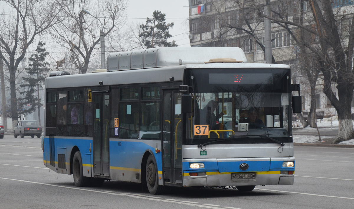 Алматы, Yutong ZK6120HGM № 010