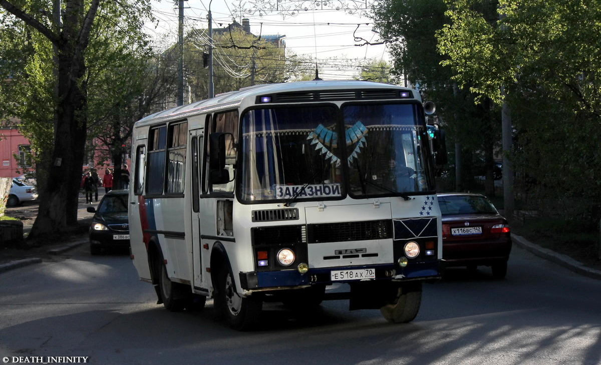 Томская область, ПАЗ-32053 № Е 518 АХ 70