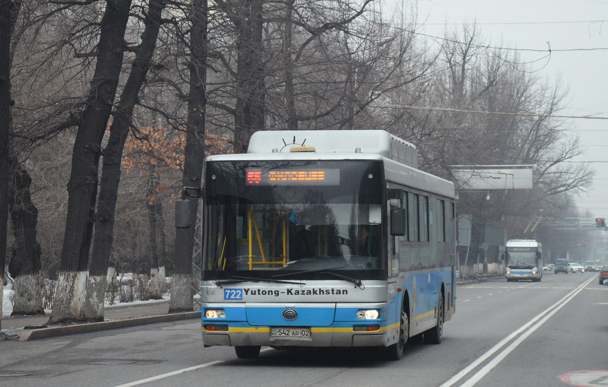 Алматы, Yutong ZK6118HGA № 722