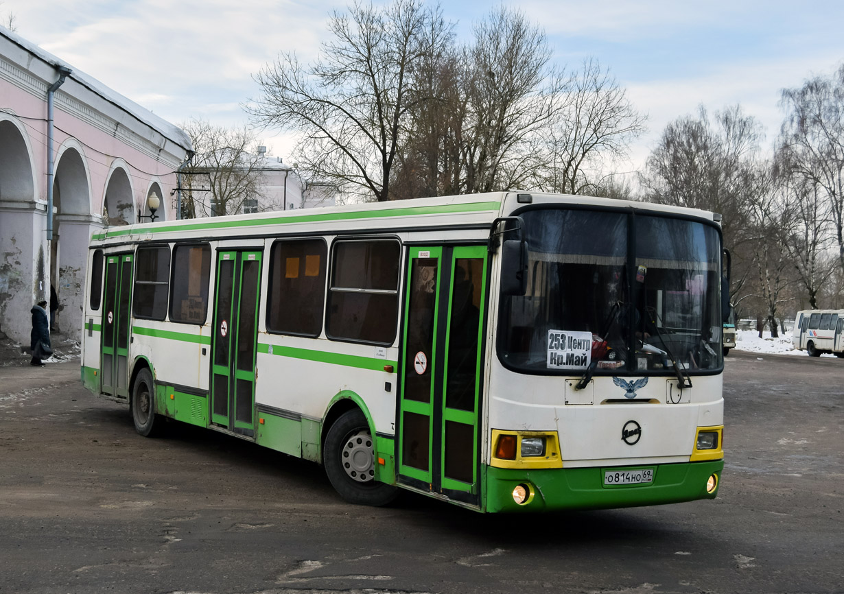 Тверская область, ЛиАЗ-5256.45 № О 814 НО 69