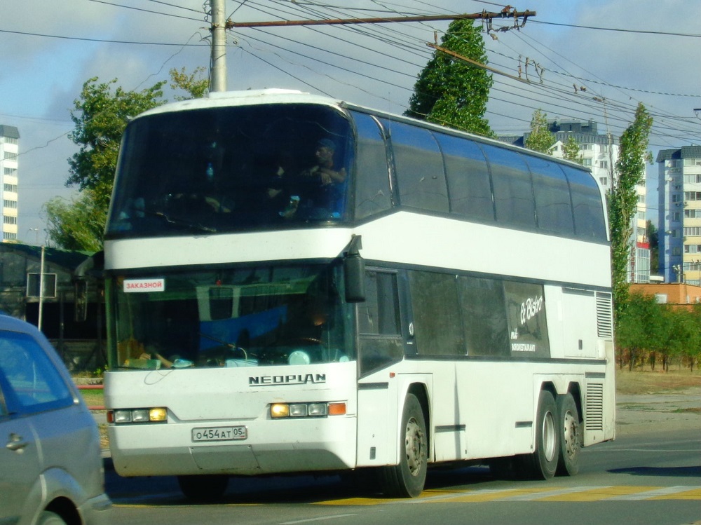 Дагестан, Neoplan N122/3 Skyliner № О 454 АТ 05