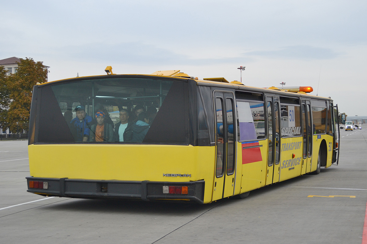 Rostower Gebiet, Neoplan N940 Nr. 50