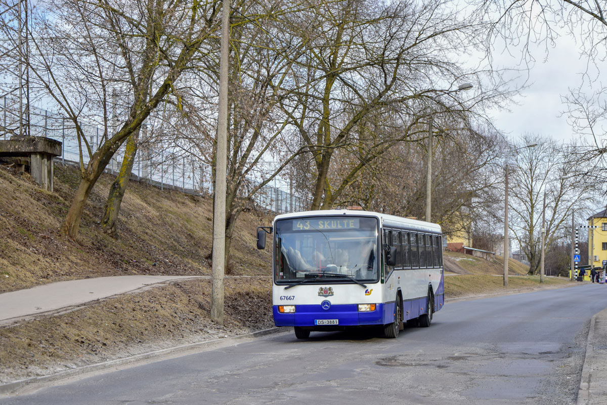 Латвия, Mercedes-Benz O345 № 67667