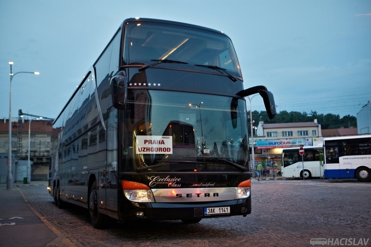 Чехия, Setra S431DT № 3AK 1141