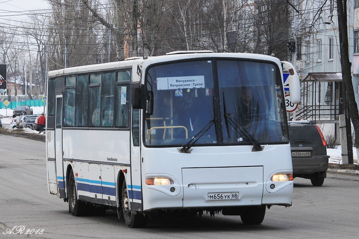 Тамбовская область, КАвЗ-4238-00 № М 656 УК 68