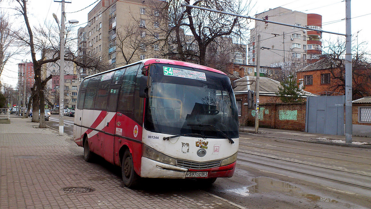 Ростовская область, Yutong ZK6737D № У 597 ОТ 161