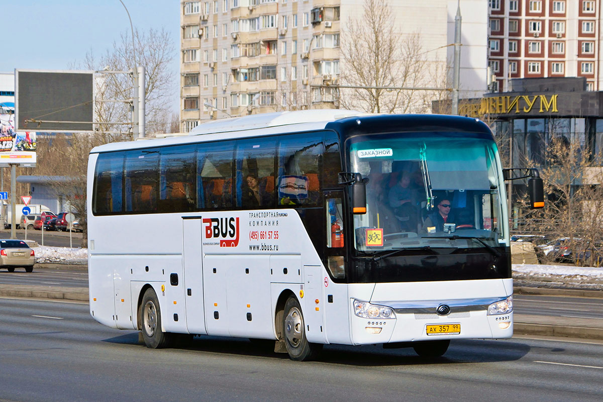 Москва, Yutong ZK6122H9 № АХ 357 99