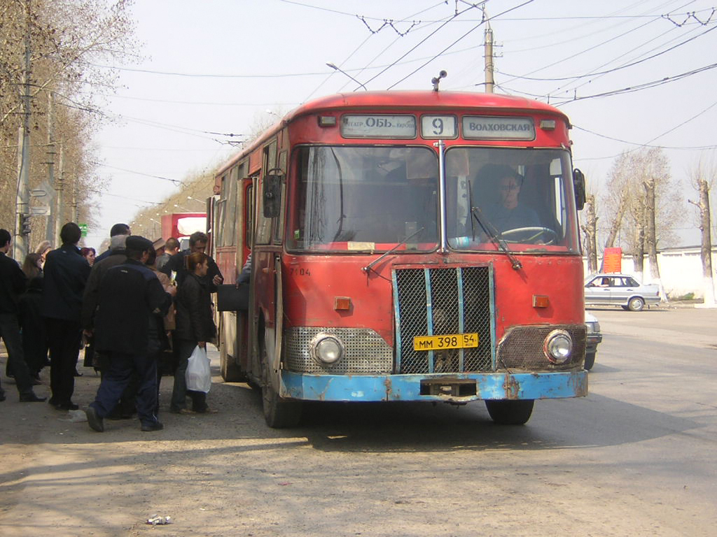 Новосибирская область, ЛиАЗ-677М № 7104