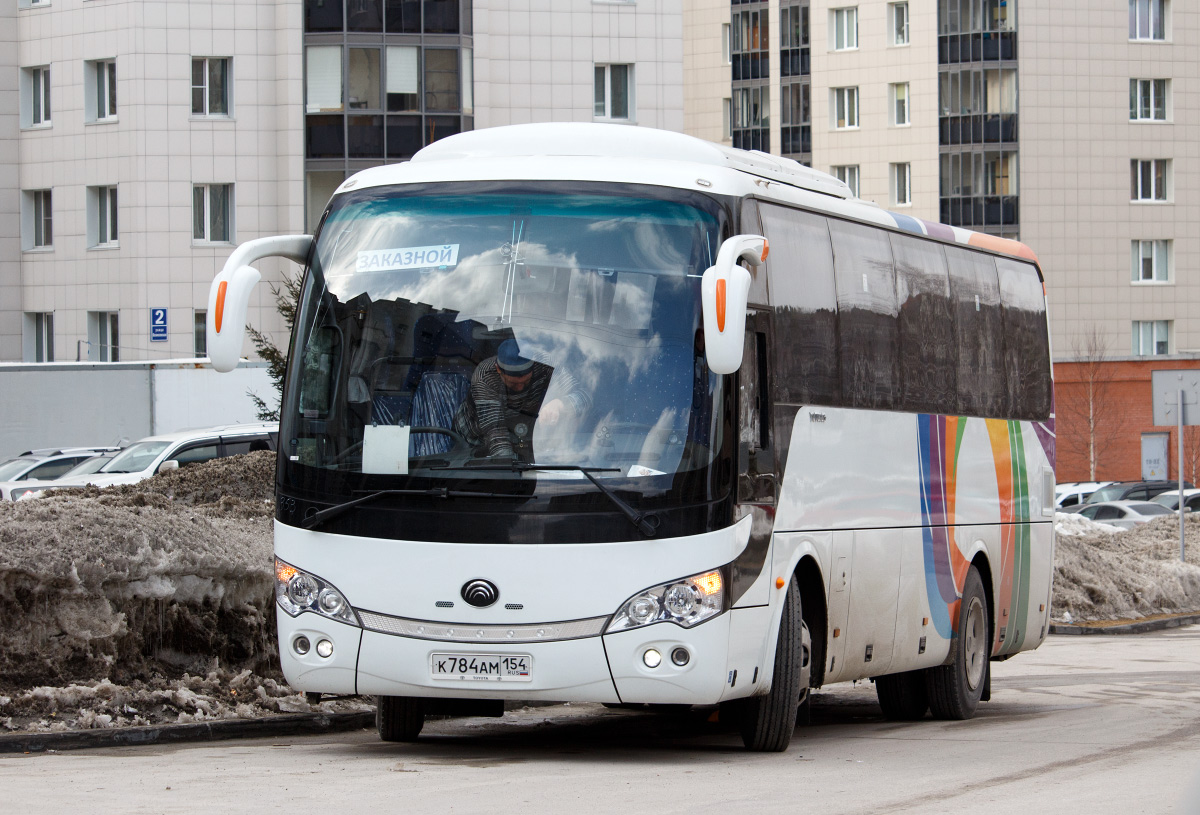 Автобус Yutong zk6938hb9