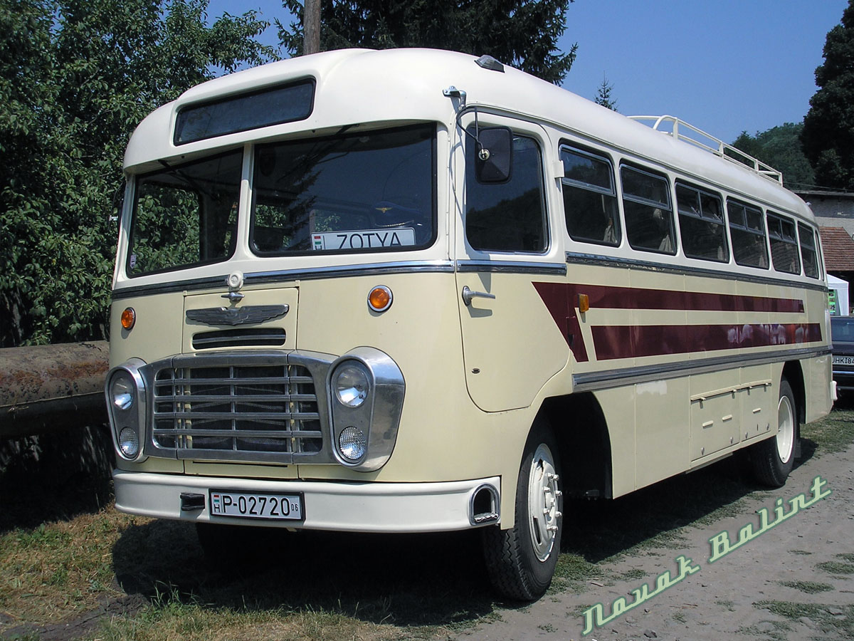 Венгрия, Ikarus 311 № P-02720 06