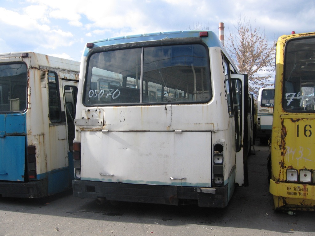 Киев, ЛАЗ-52527-01 № 1615