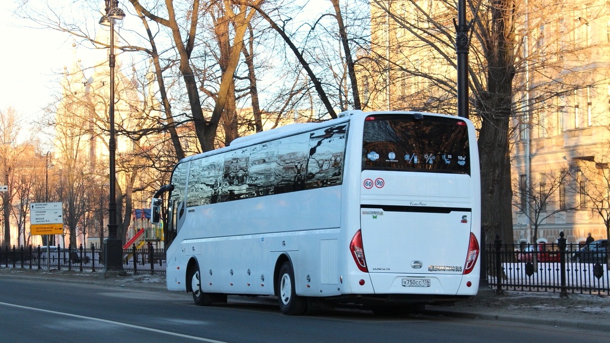 Санкт-Петербург, Zhong Tong LCK6127H ComPass № Х 750 СС 178